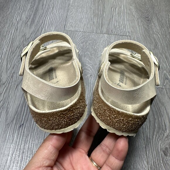 1426 Birkenstock Rio Kids Electric Pearl White Size 33 Sandals Slip On - Picture 7 of 8